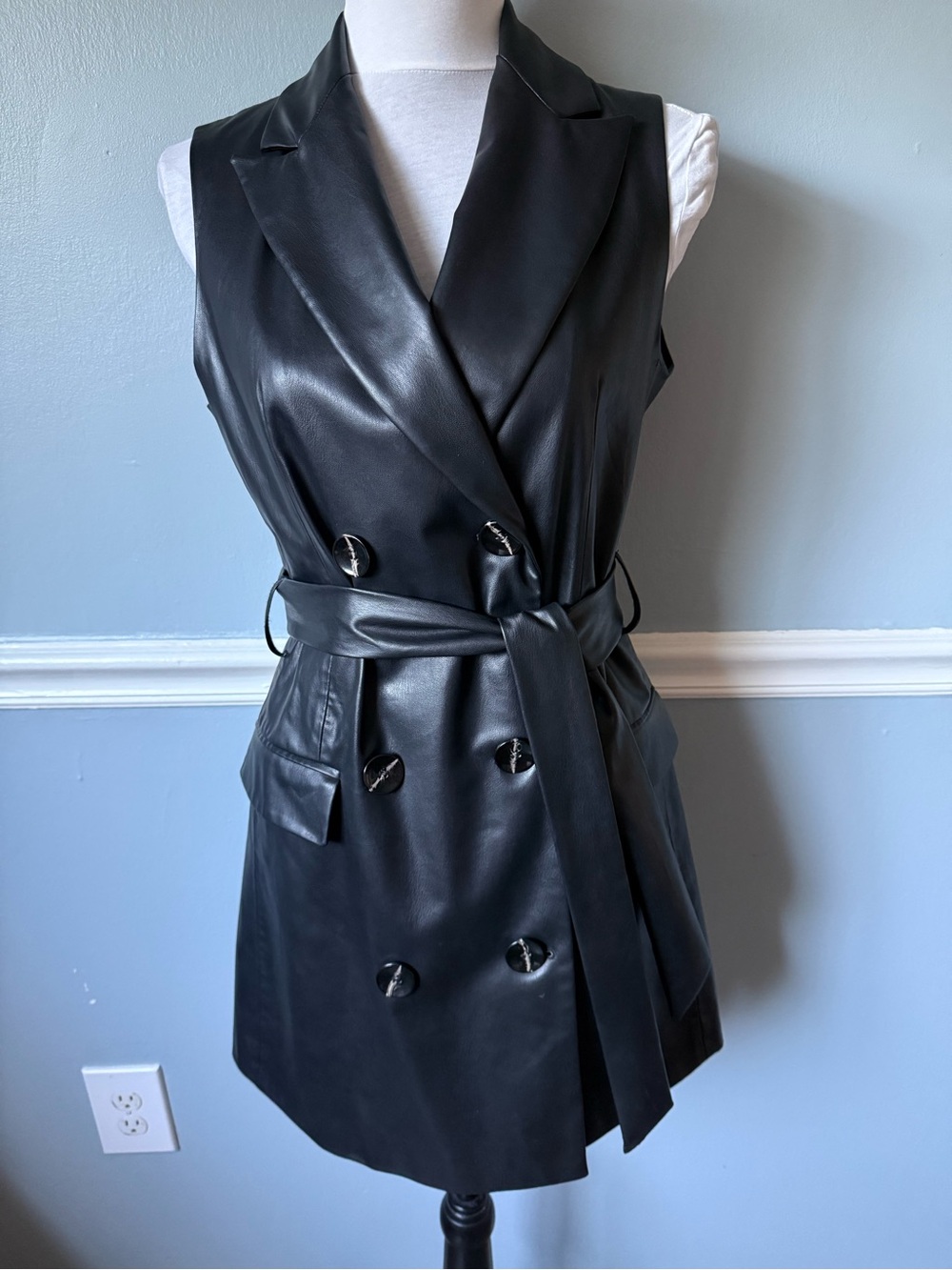 Zara Black Faux Leather Sleeveless Trench Vest with Belt